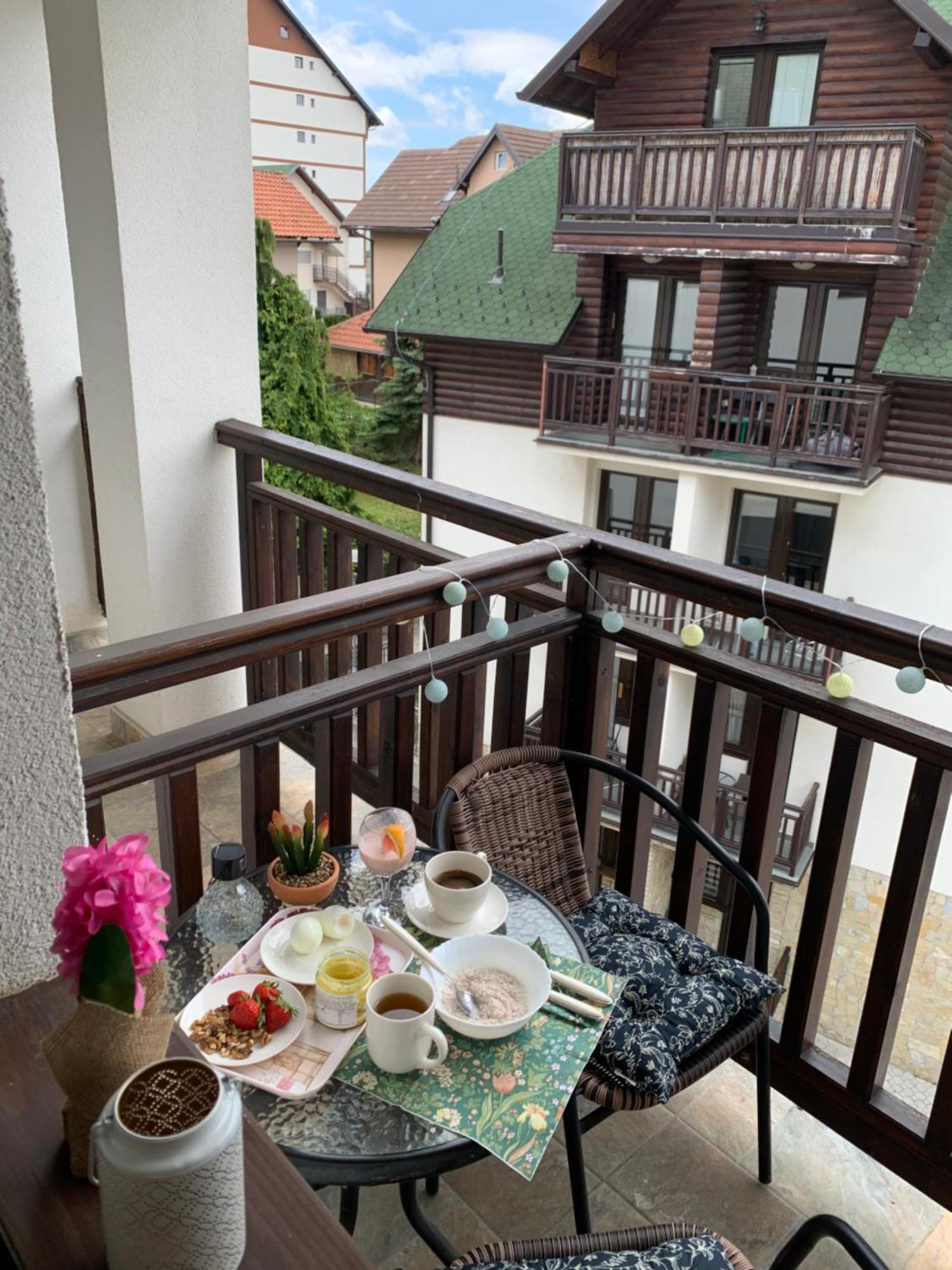 Beli Apartman U Zlatiborskim Konacima Bele Vode Bb Dış mekan fotoğraf