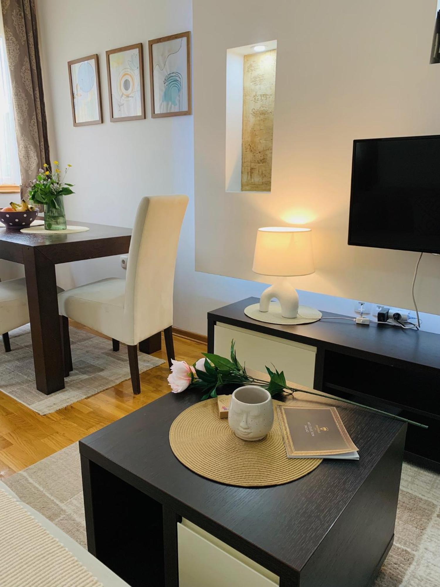 Beli Apartman U Zlatiborskim Konacima Bele Vode Bb Dış mekan fotoğraf